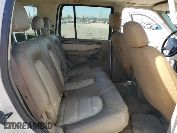 2004 Ford Explorer Eddie Bauer z VIN 1FMZU64K74UA99078, wystawiony jako Copart lot #83795014 z przebiegiem 199 788 mil mil oraz Czysty tytuł • Clean title. Historia ofert i sprzedaży dostępna na DreamBid. Obrazek 10.