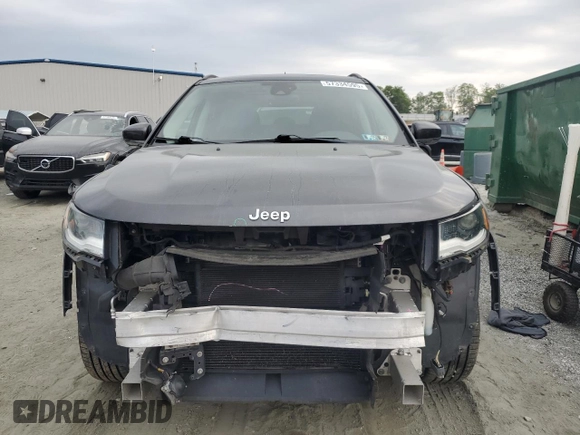 2018 Jeep Compass Limited z VIN 3C4NJDCB1JT222462, wystawiony jako Copart lot #57334595 z przebiegiem 86 306 mil mil oraz Szkoda całkowita • Salvage title. Historia ofert i sprzedaży dostępna na DreamBid. Obrazek 5.