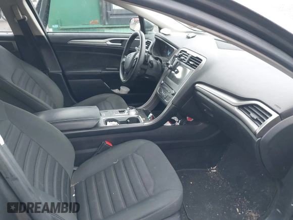 2018 Ford Fusion SE with VIN 3FA6P0HD8JR174211, listed as a IAAI auction lot 41910459 with 83,787 mi miles. Bid and sale history available at carsss.com. Image 5.