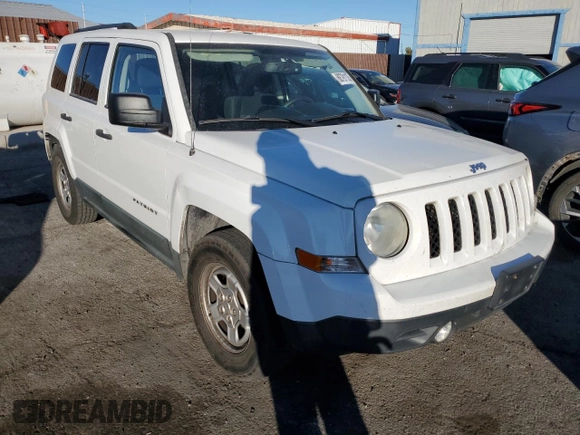 2011 Jeep Patriot Sport z VIN 1J4NT1GB1BD216200, wystawiony jako Copart lot #88791135 z przebiegiem Nie podano mil oraz Czysty tytuł • Clean title. Historia ofert i sprzedaży dostępna na DreamBid. Obrazek 4.