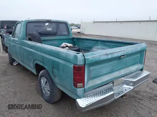 1983 Ford F-150 Special with VIN 1FTEF15Y1DNA66252, listed as a IAAI auction lot 41905236 with 82,761 mi miles. Bid and sale history available at carsss.com. Image 3.