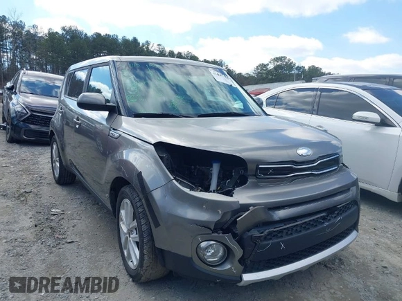 2018 Kia Soul + with VIN KNDJP3A58J7568064, listed as a IAAI auction lot 41628469 with 98,947 mi miles. Bid and sale history available at carsss.com. Image 1.