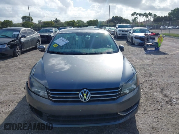 2013 Volkswagen Passat SE w/Sunroof & Nav with VIN 1VWBP7A35DC038217, listed as a IAAI auction lot 41944193 with 102,767 mi miles. Bid and sale history available at carsss.com. Image 6.