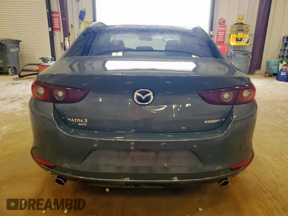 2024 Mazda 3 S Carbon Edition with VIN 3MZBPBCM1RM401627, listed as a Copart auction lot 60840015 with 41,667 mi miles and Clean title. Bid and sale history available at DreamBid. Image 6.