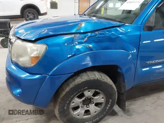 2008 Toyota Tacoma z VIN 5TELU42N18Z559778, wystawiony jako IAAI lot #42049220 z przebiegiem 237 385 mil mil oraz . Historia ofert i sprzedaży dostępna na DreamBid. Obrazek 6.