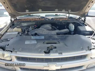 2005 Chevrolet Tahoe Z71 with VIN 1GNEC13T65R162332, listed as a IAAI auction lot 42058892 with 271,775 mi miles and . Bid and sale history available at DreamBid. Image 10.