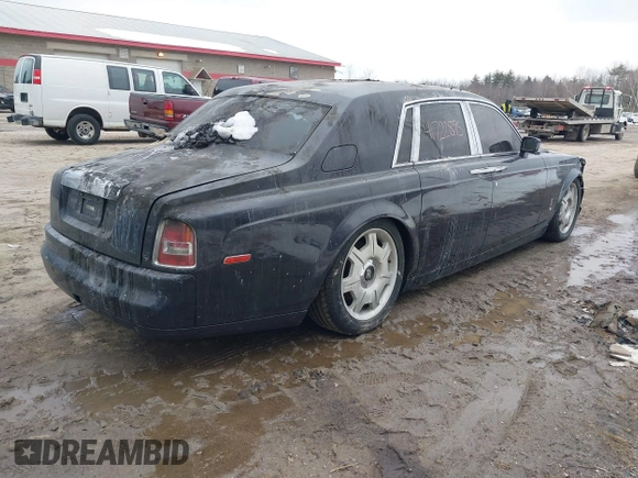 2007 Rolls-Royce Phantom z VIN SCA1S68517UX08396, wystawiony jako IAAI lot #41722895 z przebiegiem Nie podano mil oraz . Historia ofert i sprzedaży dostępna na DreamBid. Obrazek 4.
