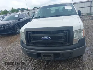 2013 Ford F-150 XL z VIN 1FTMF1CMXDKG28081, wystawiony jako IAAI lot #42404005 z przebiegiem 287 414 mil mil oraz . Historia ofert i sprzedaży dostępna na DreamBid. Obrazek 12.