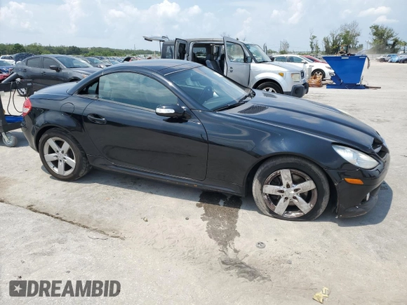 2007 Mercedes-Benz SLK-Class 3.0L with VIN WDBWK54F57F157433, listed as a Copart auction lot 66233794 with 104,198 mi miles and Salvage Title. Bid and sale history available at carsss.com. Image 4.