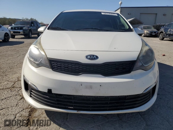 2017 Kia Rio LX z VIN KNADM4A39H6026611, wystawiony jako Copart lot #54735975 z przebiegiem 143 756 mil mil oraz Szkody całkowita. Historia ofert i sprzedaży dostępna na DreamBid. Obrazek 5.