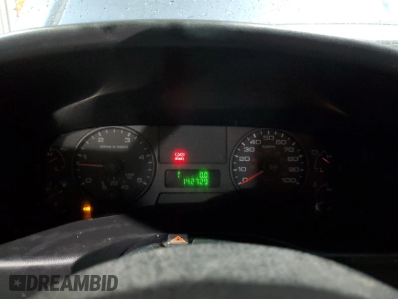 2005 Ford F-350 XL z VIN 1FTWX31P55EC91379, wystawiony jako Copart lot #47813565 z przebiegiem 142 729 mil mil oraz Szkoda całkowita • Salvage title. Historia ofert i sprzedaży dostępna na DreamBid. Obrazek 9.