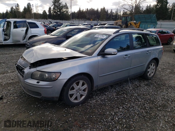 2007 Volvo V50 2.4L with VIN YV1MW382072284214, listed as a Copart auction lot 40821234 with 134,054 mi miles and Salvage Title. Bid and sale history available at carsss.com. Image 1.