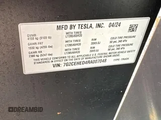 2024 Tesla Cybertruck z VIN 7G2CEHED4RA007048, wystawiony jako Copart lot #59535265 z przebiegiem 19 154 mil mil oraz Czysty tytuł • Clean title. Historia ofert i sprzedaży dostępna na DreamBid. Obrazek 10.