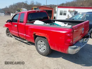 2006 Dodge Dakota SLT with VIN 1D7HW42K96S595733, listed as a IAAI auction lot 41775029 with Not Provided miles and . Bid and sale history available at carsss.com. Image 3.