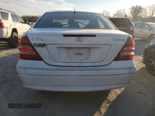 2005 Mercedes-Benz C 320 с VIN WDBRF84J65F679735, выставлен на аукционе Copart как лот 47164965 с пробегом 114 381 миль миль и Списание • Salvage title. История ставок и продаж доступна на DreamBid. Изображение 6.
