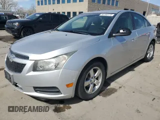 2014 Chevrolet Cruze 1LT with VIN 1G1PC5SB7E7360715, listed as a Copart auction lot 50190175 with 107,026 mi miles and Salvage Title. Bid and sale history available at carsss.com. Image 1.