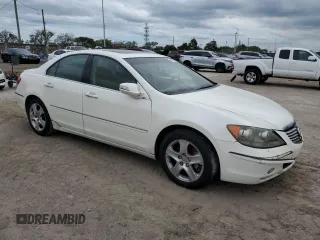 2008 Acura RL with VIN JH4KB16578C000162, listed as a Copart auction lot 44199465 with 209,128 mi miles and Salvage Title. Bid and sale history available at DreamBid. Image 4.