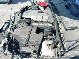 2006 BMW 3 Series 325i z VIN WBAVB135X6KX37228, wystawiony jako IAAI lot #43215691 z przebiegiem 162 983 mil mil oraz . Historia ofert i sprzedaży dostępna na DreamBid. Obrazek 19.