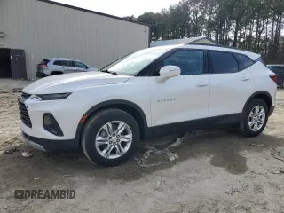 2020 Chevrolet Blazer LT z VIN 3GNKBBRA8LS597378, wystawiony jako Copart lot #49952235 z przebiegiem 99 586 mil mil oraz Szkoda całkowita • Salvage title. Historia ofert i sprzedaży dostępna na DreamBid. Obrazek 1.