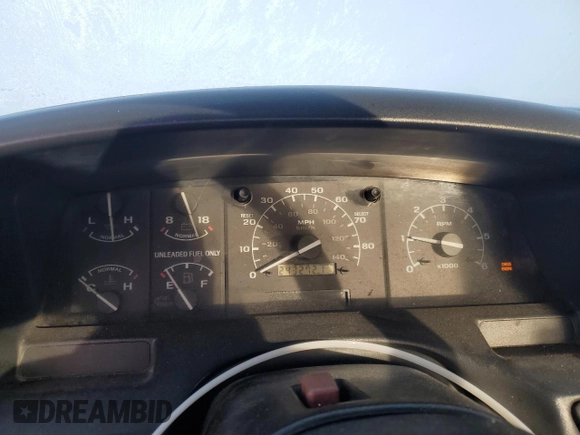 1993 Ford F-250 with VIN 1FTEF25Y6PNA82649, listed as a Copart auction lot 45395875 with 243,272 mi miles and Salvage Title. Bid and sale history available at carsss.com. Image 9.