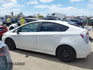 2014 Toyota Prius Four with VIN JTDKN3DU3E0378684, listed as a IAAI auction lot 41944116 with 198,514 mi miles. Bid and sale history available at carsss.com. Image 15.