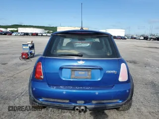 2005 MINI Hardtop S with VIN WMWRE33465TG95065, listed as a Copart auction lot 55536195 with 104,064 mi miles and Clean Title. Bid and sale history available at DreamBid. Image 6.
