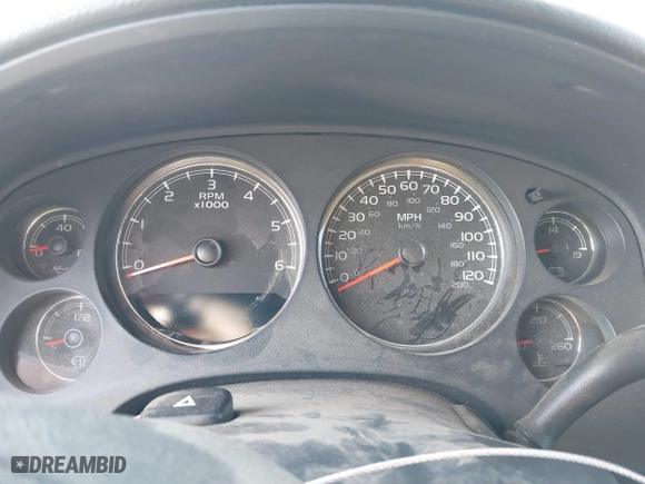 2008 Chevrolet Silverado 1500 LTZ with VIN 2GCFK13Y981340145, listed as a IAAI auction lot 40257243 with 1 mi miles. Bid and sale history available at carsss.com. Image 7.
