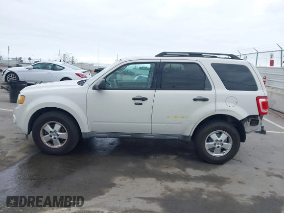 2011 Ford Escape XLT with VIN 1FMCU0D79BKA38578, listed as a IAAI auction lot 41895971 with 223,689 mi miles. Bid and sale history available at carsss.com. Image 15.