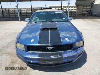 2008 Ford Mustang Deluxe with VIN 1ZVHT84N485114951, listed as a Copart auction lot 52643185 with 123,564 mi miles and Clean Title. Bid and sale history available at carsss.com. Image 5.