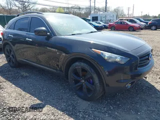2015 Infiniti QX70 z VIN JN8CS1MWXFM481585, wystawiony jako IAAI lot #42102964 z przebiegiem Nie podano mil oraz . Historia ofert i sprzedaży dostępna na DreamBid. Obrazek 1.