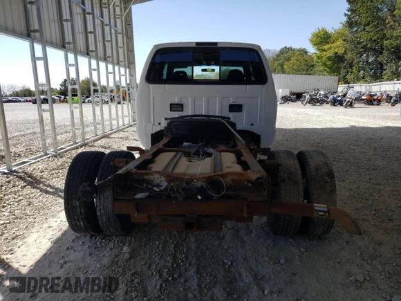 2002 Ford F-350 with VIN 1FDWW37F42EB55737, listed as a Copart auction lot 73678434 with 233,366 mi miles and Salvage title. Bid and sale history available at DreamBid. Image 6.