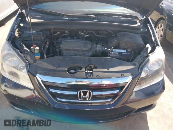 2006 Honda Odyssey EX-L with VIN 5FNRL38676B032317, listed as a IAAI auction lot 41681655 with 208,605 mi miles. Bid and sale history available at carsss.com. Image 10.