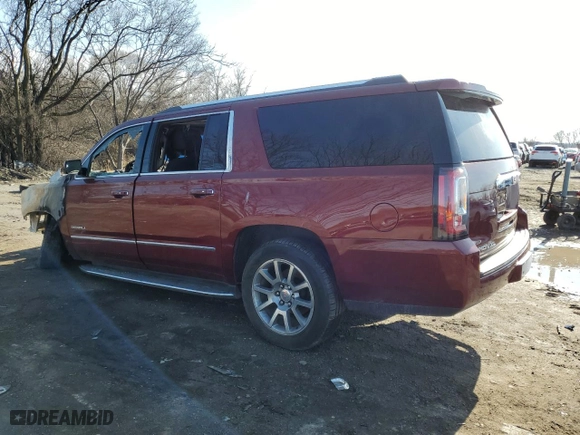 2020 GMC Yukon XL Denali with VIN 1GKS1HKJ4LR166469, listed as a Copart auction lot 43768735 with 0 mi miles and Salvage Title. Bid and sale history available at carsss.com. Image 2.