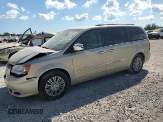 2015 Chrysler Town & Country Touring L with VIN 2C4RC1CG4FR610401, listed as a Copart auction lot 44708555 with 90,570 mi miles and Salvage Title. Bid and sale history available at DreamBid. Image 1.