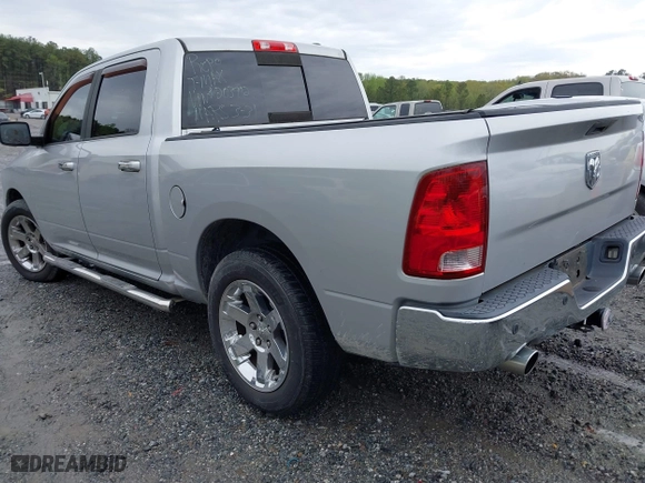 2010 Dodge Ram 1500 SLT with VIN 1D7RB1CT5AS203992, listed as a IAAI auction lot 41931671 with 122,831 mi miles. Bid and sale history available at carsss.com. Image 3.
