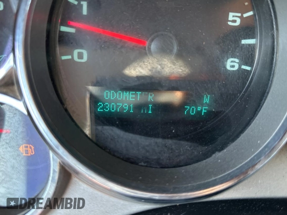 2013 Chevrolet Silverado 1500 LT with VIN 3GCPCSEA9DG215414, listed as a Copart auction lot 76802894 with 230,791 mi miles and Clean Title. Bid and sale history available at DreamBid. Image 8.