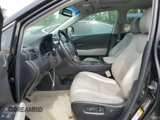 2015 Lexus RX 350 z VIN 2T2BK1BAXFC309922, wystawiony jako Copart lot #57360725 z przebiegiem 189 139 mil mil oraz Szkoda całkowita • Salvage title. Historia ofert i sprzedaży dostępna na DreamBid. Obrazek 7.