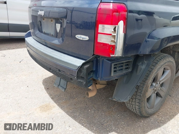 2015 Jeep Patriot High Altitude with VIN 1C4NJPFA7FD329369, listed as a IAAI auction lot 42257869 with 230,504 mi miles and . Bid and sale history available at DreamBid. Image 6.