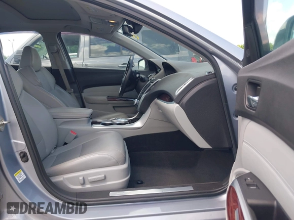 2015 Acura TLX Advance with VIN 19UUB3F77FA002804, listed as a IAAI auction lot 42310492 with 153,380 mi miles and . Bid and sale history available at DreamBid. Image 5.
