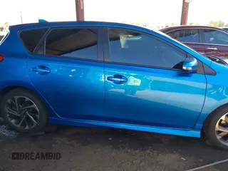 2016 Scion iM z VIN JTNKARJE0GJ515665, wystawiony jako IAAI lot #42234705 z przebiegiem 70 466 mil mil oraz . Historia ofert i sprzedaży dostępna na DreamBid. Obrazek 13.