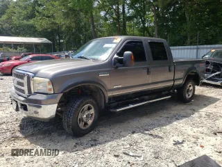2005 Ford F-250 XL with VIN 1FTSW21P25EC64412, listed as a Copart auction lot 61992935 with 165,296 mi miles and Salvage title. Bid and sale history available at DreamBid. Image 1.