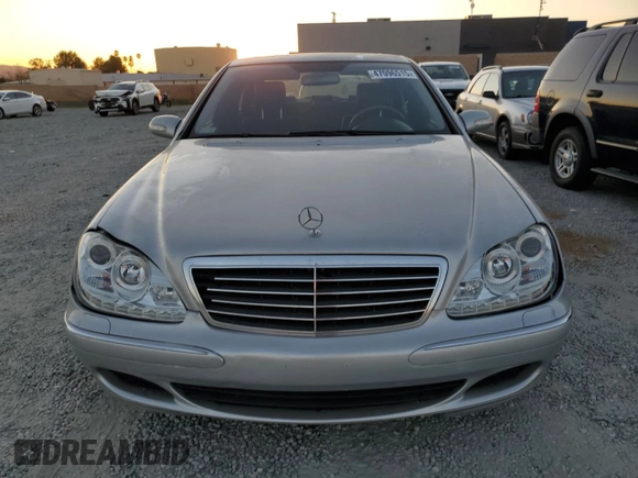 2005 Mercedes-Benz S-Class 4.3L with VIN WDBNG70J65A441019, listed as a Copart auction lot 47096515 with 162,773 mi miles and Clean Title. Bid and sale history available at carsss.com. Image 5.