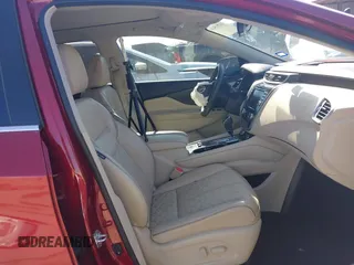 2019 Nissan Murano S with VIN 5N1AZ2MS9KN153687, listed as a IAAI auction lot 41380549 with 37,963 mi miles. Bid and sale history available at carsss.com. Image 5.