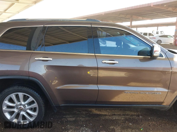 2017 Jeep Grand Cherokee Limited with VIN 1C4RJEBGXHC846920, listed as a IAAI auction lot 41718763 with 131,757 mi miles. Bid and sale history available at carsss.com. Image 12.