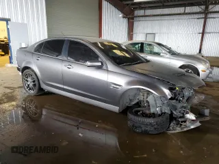 2009 Pontiac G8 GT with VIN 6G2EC57YX9L192987, listed as a Copart auction lot 44072645 with 101,595 mi miles and Salvage Title. Bid and sale history available at carsss.com. Image 4.
