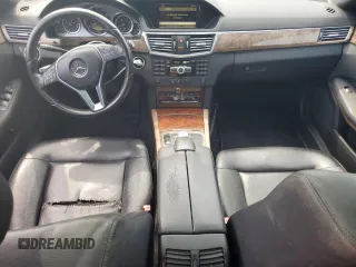 2012 Mercedes-Benz E 350 Luxury with VIN WDDHF8JB3CA635251, listed as a Copart auction lot 67448924 with 155,449 mi miles and Salvage title. Bid and sale history available at DreamBid. Image 8.