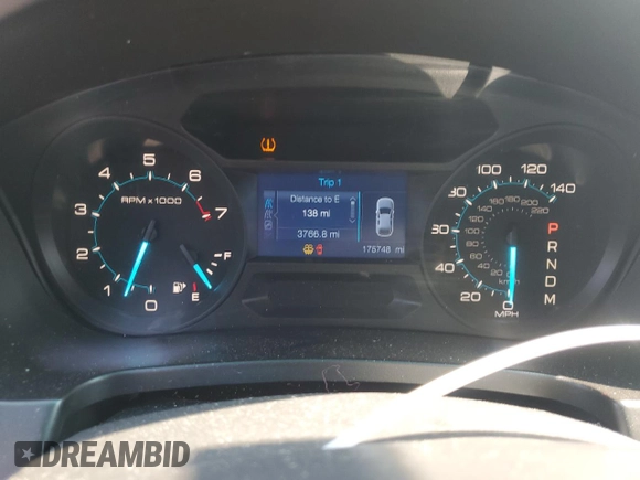 2014 Ford Explorer with VIN 1FM5K7B83EGB48553, listed as a Copart auction lot 61627855 with 175,748 mi miles and Salvage title. Bid and sale history available at DreamBid. Image 9.