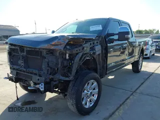 2017 Ford F-250 Lariat with VIN 1FT7W2BT3HEE25677, listed as a IAAI auction lot 41978920 with 197,691 mi miles and . Bid and sale history available at DreamBid. Image 19.