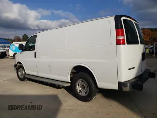 2018 Chevrolet Express Cargo Van with VIN 1GCWGAFG6J1904771, listed as a Copart auction lot 43149055 with 288,899 mi miles and Clean Title. Bid and sale history available at carsss.com. Image 2.