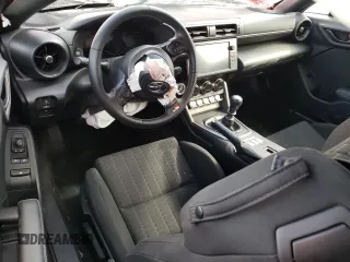 2022 Toyota 86 с VIN JF1ZNBB13N9755985, выставлен на аукционе Copart как лот 47476745 с пробегом Не указан миль и Списание • Salvage title. История ставок и продаж доступна на DreamBid. Изображение 8.